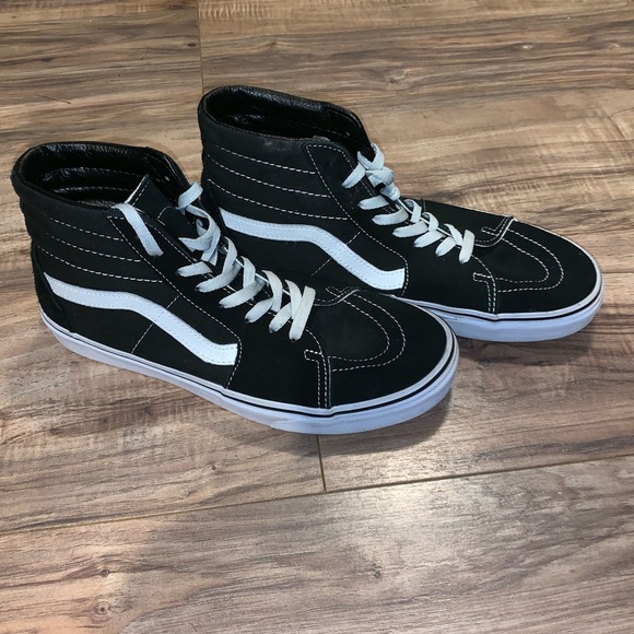 Vans Other - Vans High Top Sneaker Shoes Size 10.5